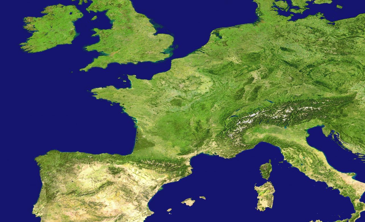 Europa se enfrenta a cambios legales.Foto por USGS en Unsplash