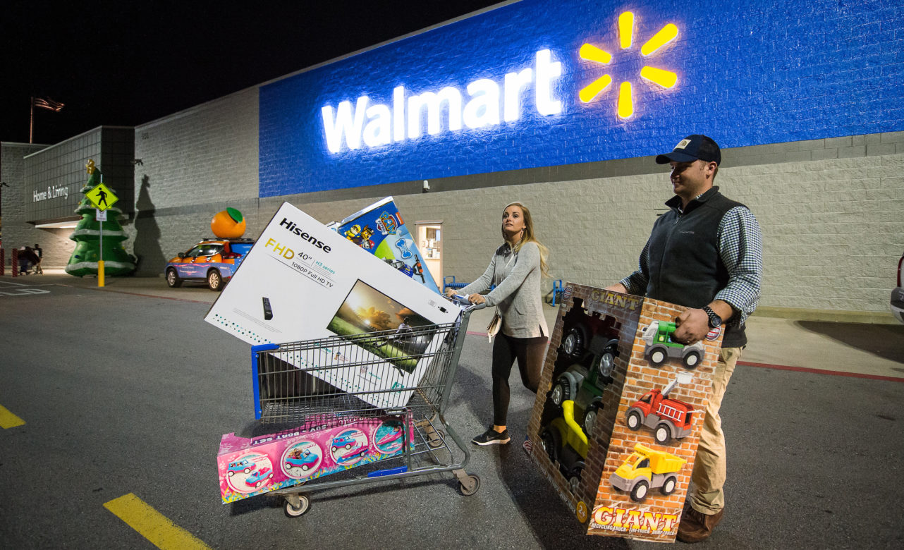 Walmart recupera sensaciones para retornar a sesgo positivo dentro del rango lateral ofreciendo entrada en los 143 dólares