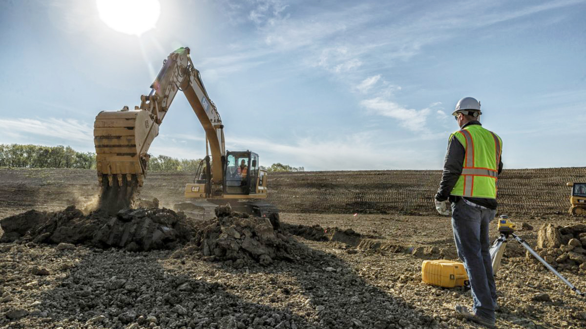 Caterpillar busca máximos históricos al mantenerse en una impecable tendencia alcista mientras consolida el rango lateral