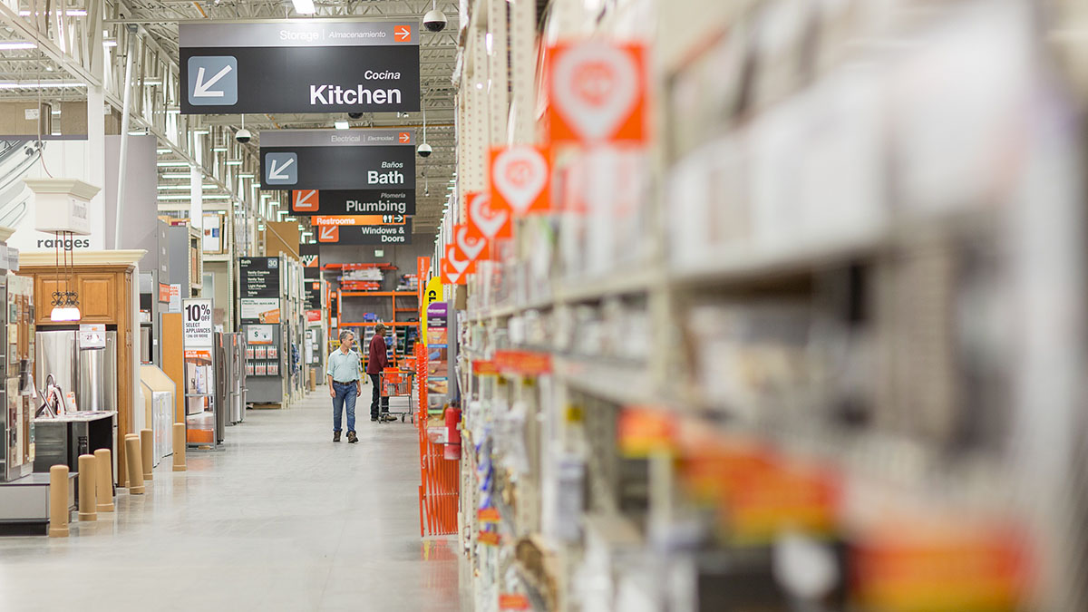 Home Depot consolida el rebote y supera los 330 dólares activará una entrada con la que buscar los 345 dólares, máximos históricos de mayo