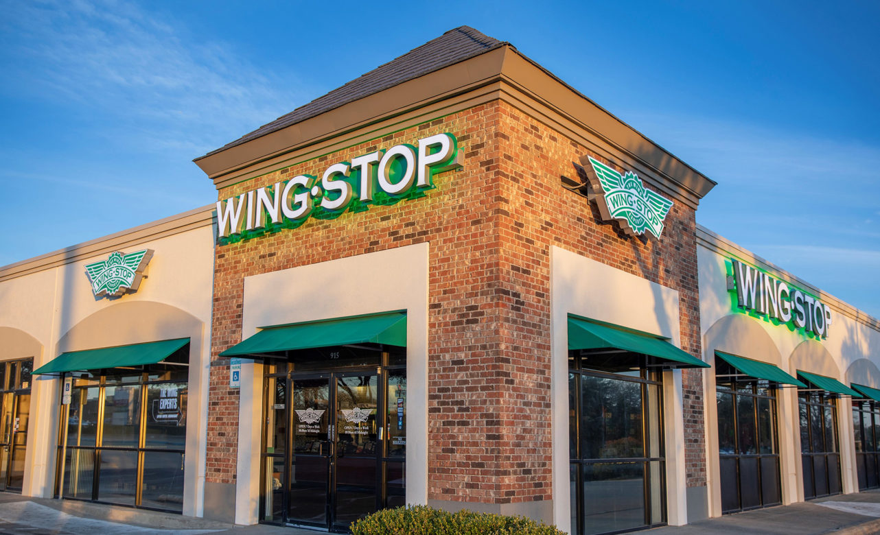 Wingstop activa máximos históricos para buscar la subida libre si logra un apoyo de volumen desde los 200 dólares