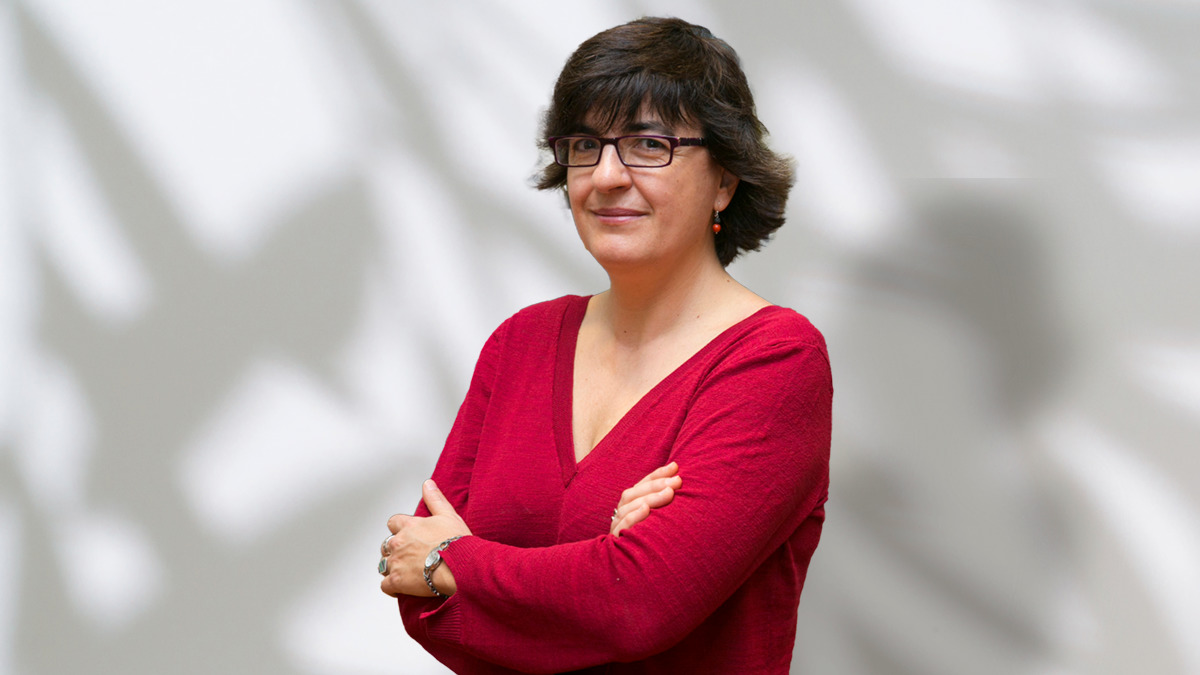 Olga Cantó, catedrática de la Universidad de Alcalá, reflexiona sobre la menor presencia de las mujeres economistas en el debate público