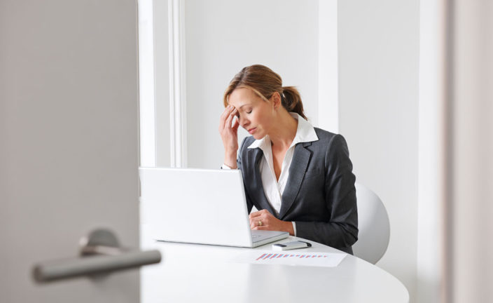 Mujer y directiva: estrategias para evitar el estrés laboral