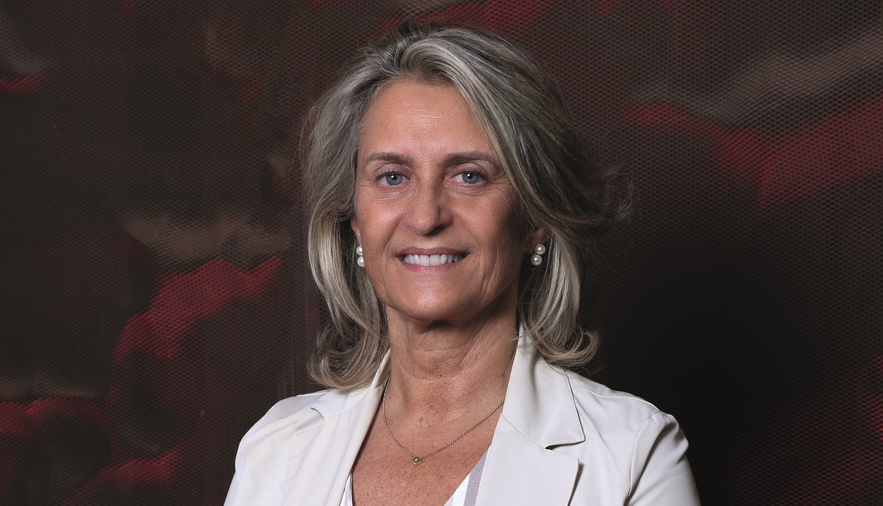 Montserrat Tomás: «Hay que pagar impuestos, pero lo justo, ni más ni menos»