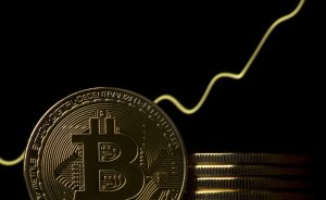 Divisas: El bitcoin ya es "crítico" para inversores y bancos centrales tras su mejor trimestre | Autor del artículo: Daniel Domínguez