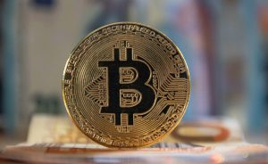 Bitcoin: los 30.000 dólares son el último salvavidas
