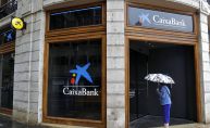 Los analistas califican de "elevado” el dividendo de CaixaBank, pero reconocen que se alinea con el de otros grandes bancos