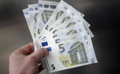 Banca Privada: Guardar el dinero en casa para evitar las comisiones bancarias, ¿es legal? | Autor del artículo: Finanzas.com