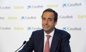 El consenso arroja un potencial de revalorización para Caixabank superior al 25 por ciento de cara a un año, niveles de marzo de 2019, mientras los títulos se enfrentan a dura batalla en el corto plazo