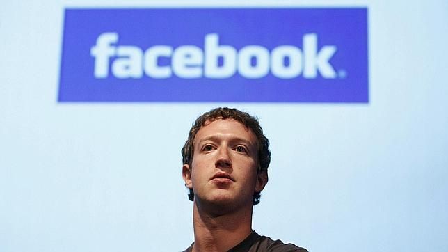 Facebook, Twitter y Google amenazan con abandonar la bolsa de Hong Kong.