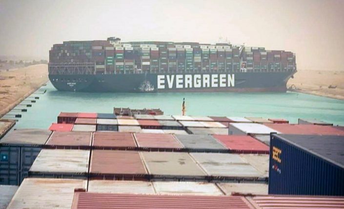 Mercados: El reflote del carguero Ever Given en Suez presiona a la baja los precios del petróleo | Autor del artículo: María Gómez Silva