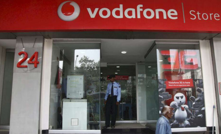 La fusión de Orange y Másmovil enseña la puerta de salida en España a Vodafone