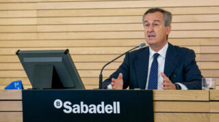 Banco Sabadell escala a máximos de seis años a lomos de sus guías de negocio