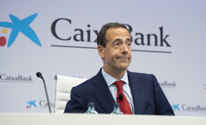Más gasolina para CriteriaCaixa: Fitch ensalza la fuerte rentabilidad de Caixabank  