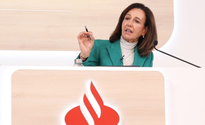 Ana Botín, presidenta de Banco Santander, la tercera entidad que más sube este año en las bolsa europea