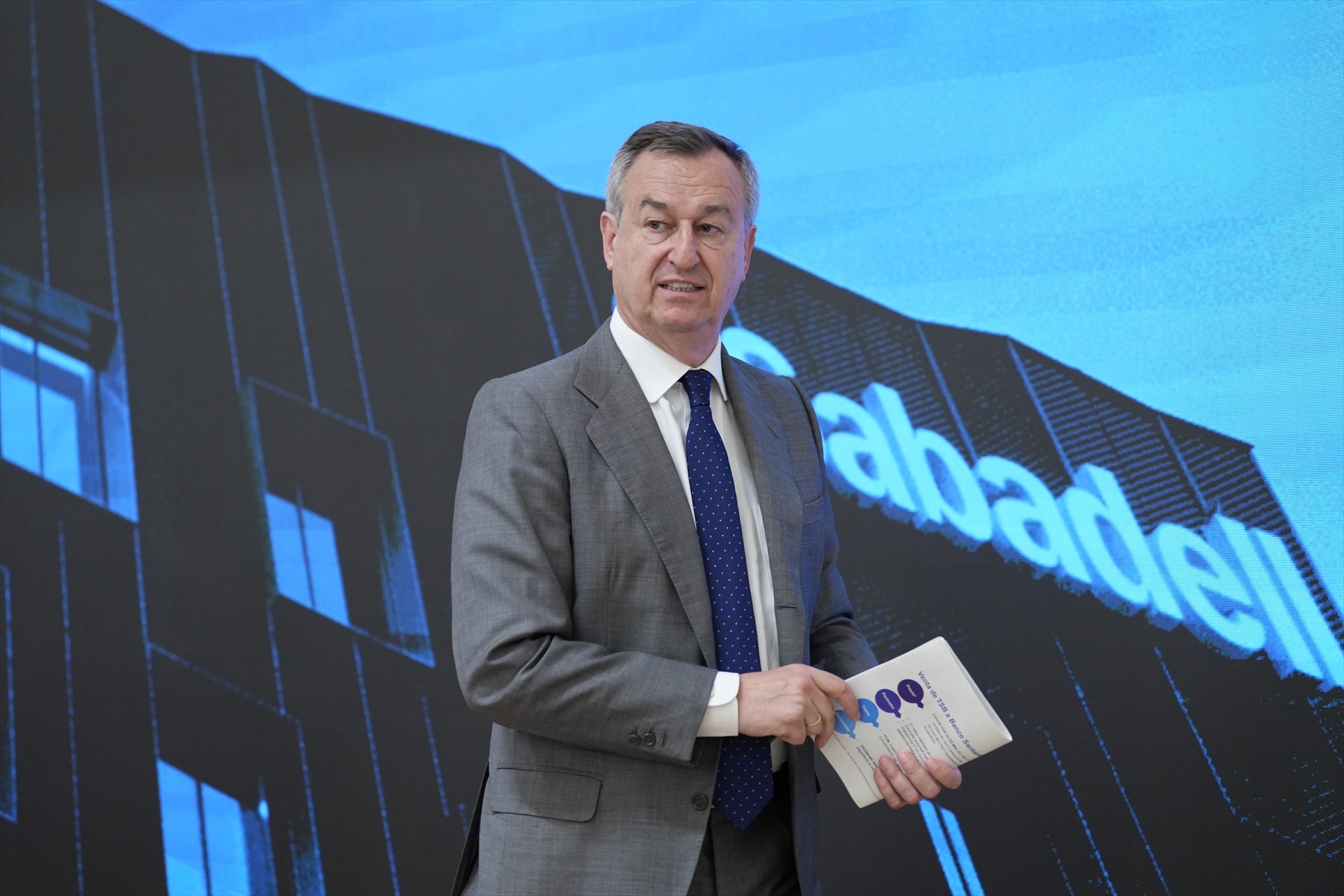 Sabadell rozará los 1.000M€ de beneficio en la recta final de la opa de BBVA