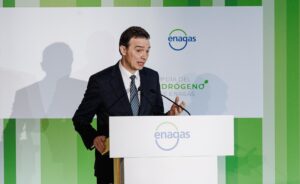 El CEO de Enagás, Arturo Gonzalo Aizpiri, interviene durante la III edición del Día del Hidrógeno de Enagás.