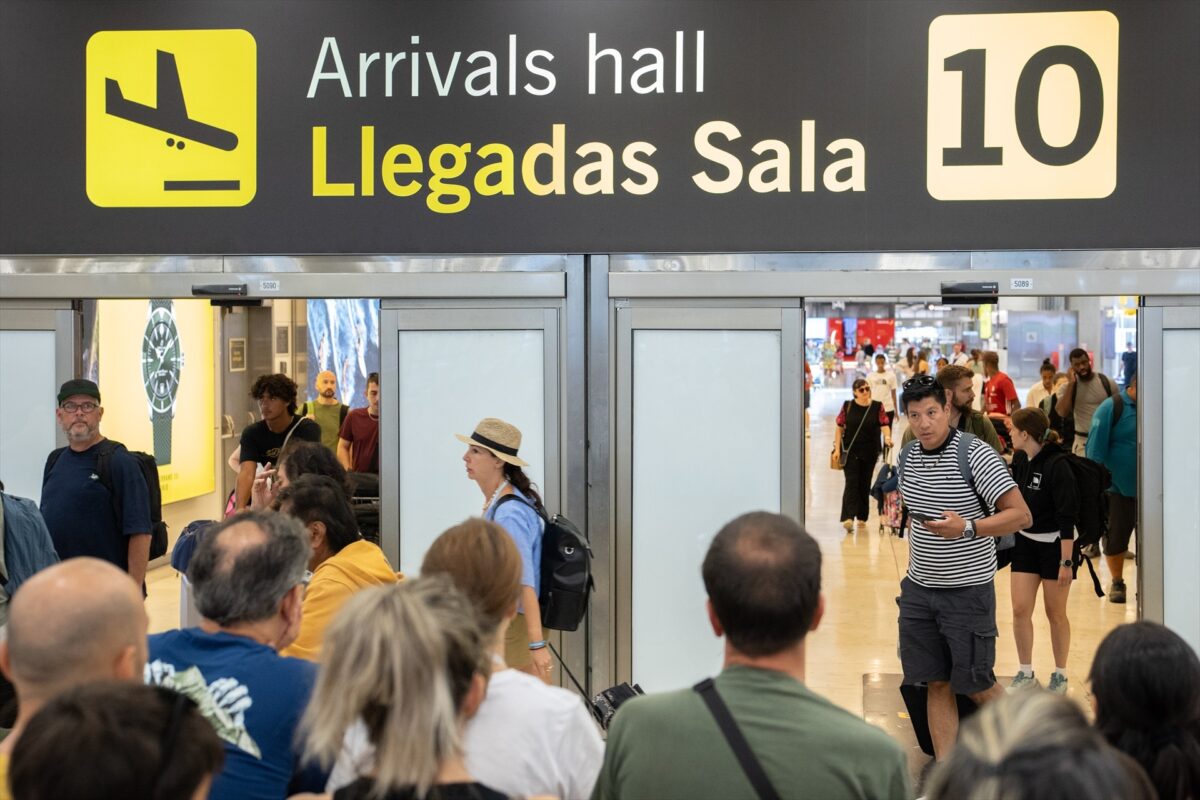 R4 Ve Oportunidad en Aena: Reajuste con Salida de Enagás - finanzas news from finanzas.com
