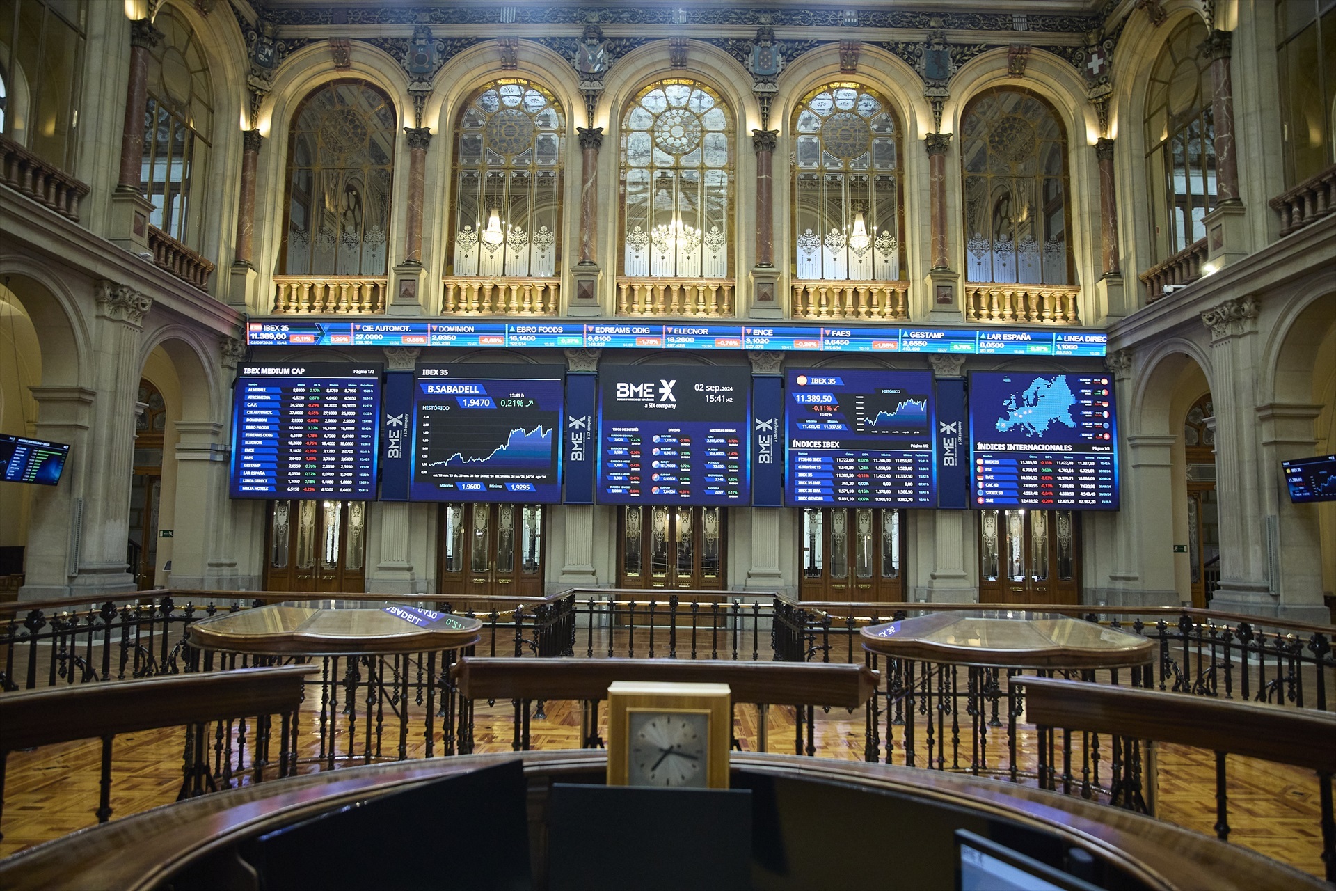 IBEX 35 Recupera: Sube Casi 1% Impulsado por la Banca - finanzas news from finanzas.com