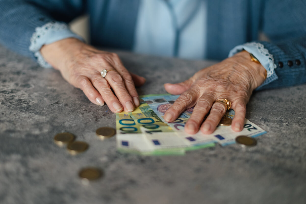 Bankinter y Unicaja adelantan el cobro de las pensiones de julio de 2026
