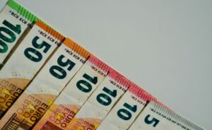 Dinero
